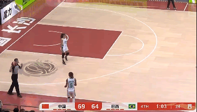 这个抢断让人拍案称奇。3月6日，中国女篮与巴西队的第二场热身赛，比赛的最后1分