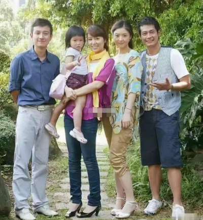 20年前，明星也穿得挺土的