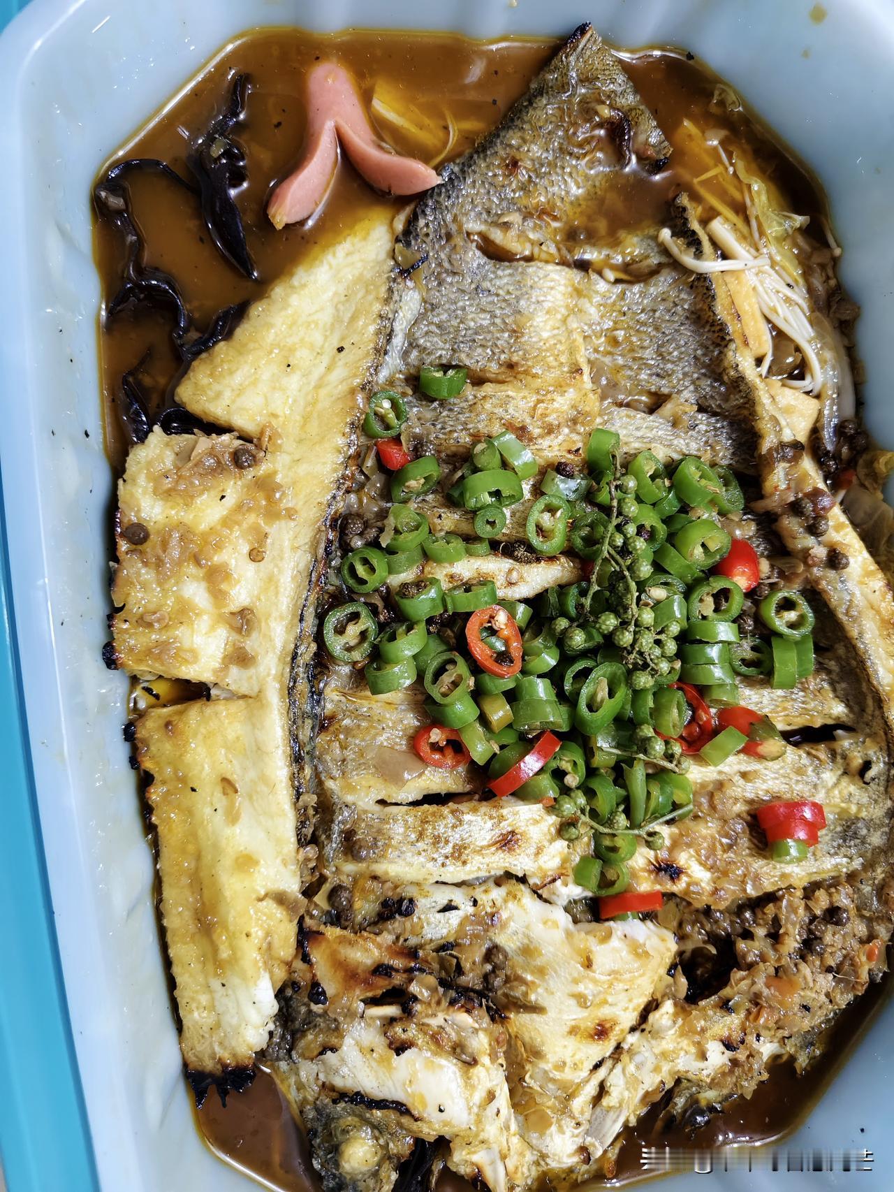 张一山都“挑”的烤鱼到底有多绝？试过才知道！谁还没听过张一山那句“烤鱼不用