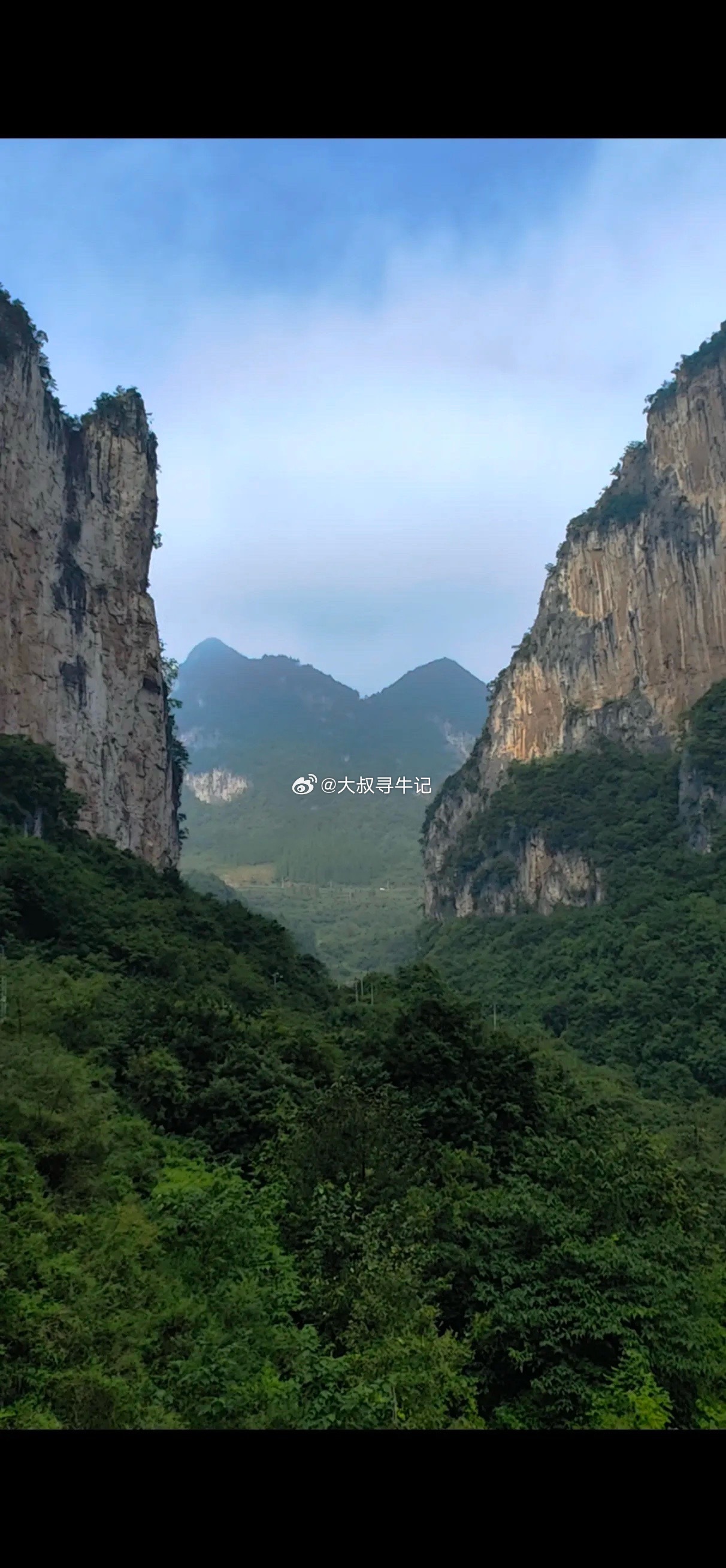 想到了今天A股会下跌，但是没有想到会下跌的这么顺溜！早间开盘的时候，有下