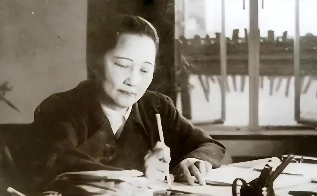 1961年，陈赓去上海疗养，刚有好转便去拜访宋庆龄，看着虚弱的陈赓她满是心疼。