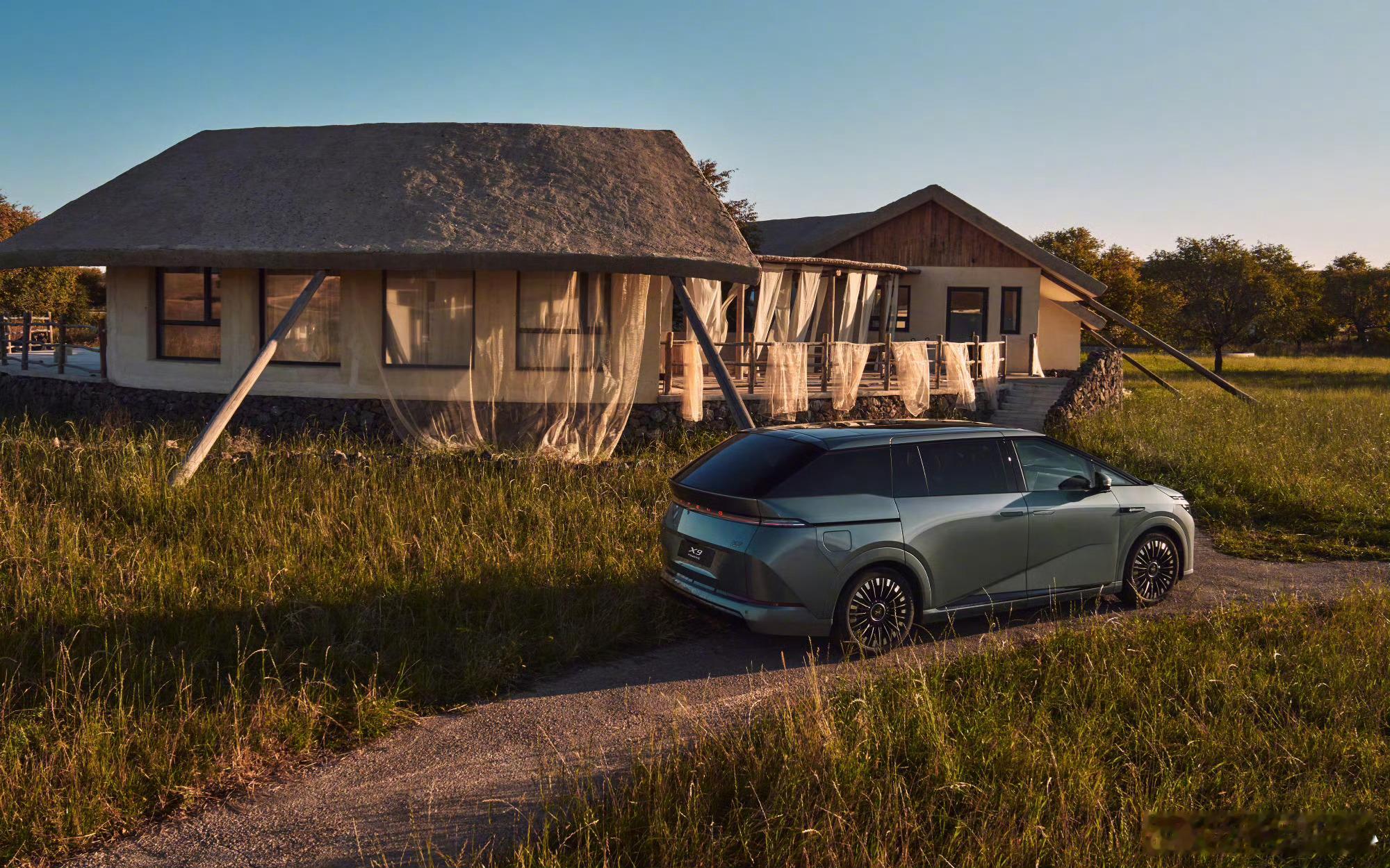 今天的朱婷真的表现完美，职业生涯这么高分在巅峰期30+常有，在快31岁的年纪还能