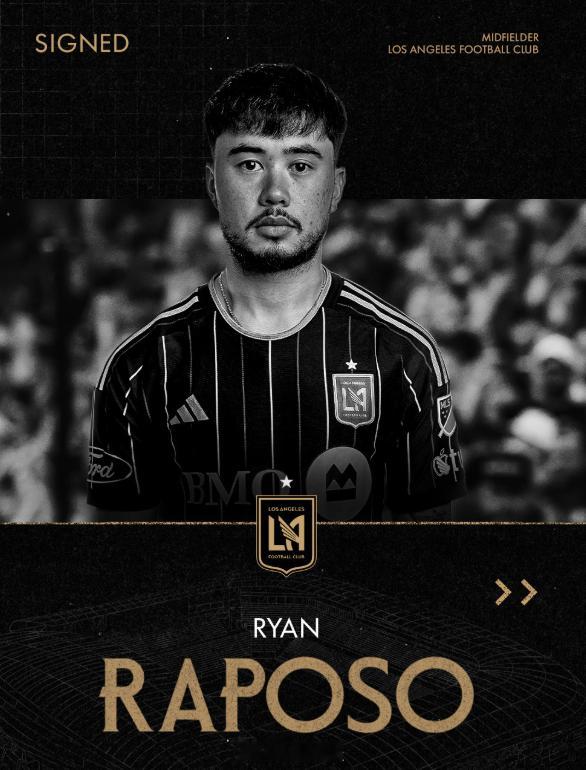 中超联赛伍小海又续约了，合同最长到2029年结束……过去的事只能当成是辽宁铁人