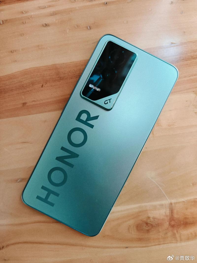 刚看了下，12月还有多款手机发布，vivoS50系列，荣耀GT2系列，包括标准