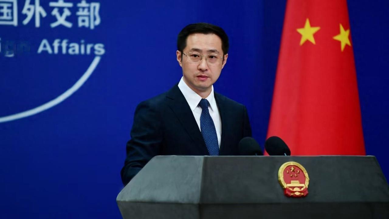 48小时闪电夺权！巴拿马撕毁30年合约，马士基火速接盘，中国不会忍气吞声！巴