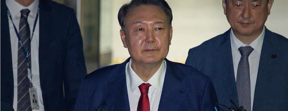 从不缺席内乱审判的尹锡悦，刚二进宫就身体不适？最后一张底牌是“健康”？