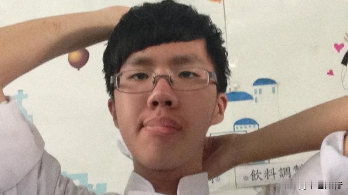 【台北捷运案凶手假投降真自杀？这哪是逃跑，这是在最后羞辱一次警察】刚看到台北