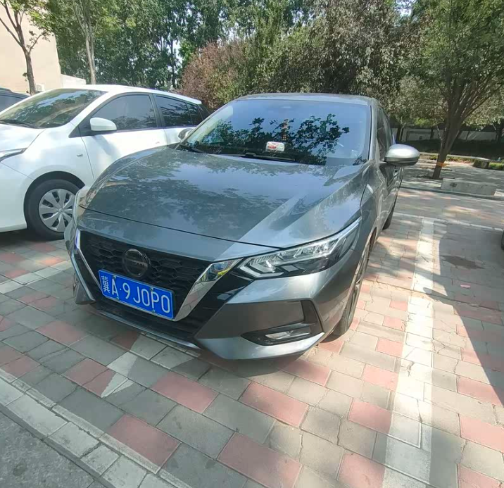 14代轩逸相伴四年，安全驾驶心得分享开14代轩逸这四年，它稳定可靠的表现，让我