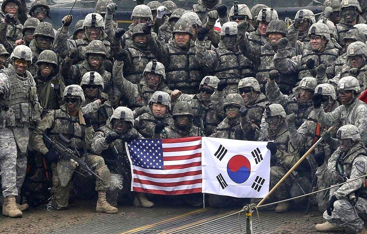 美国《华尔街日报》最近爆了个大料，说特朗普政府正盘算着从韩国撤走4500名美军，