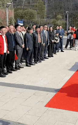 有一说一，这车还是挺漂亮的。