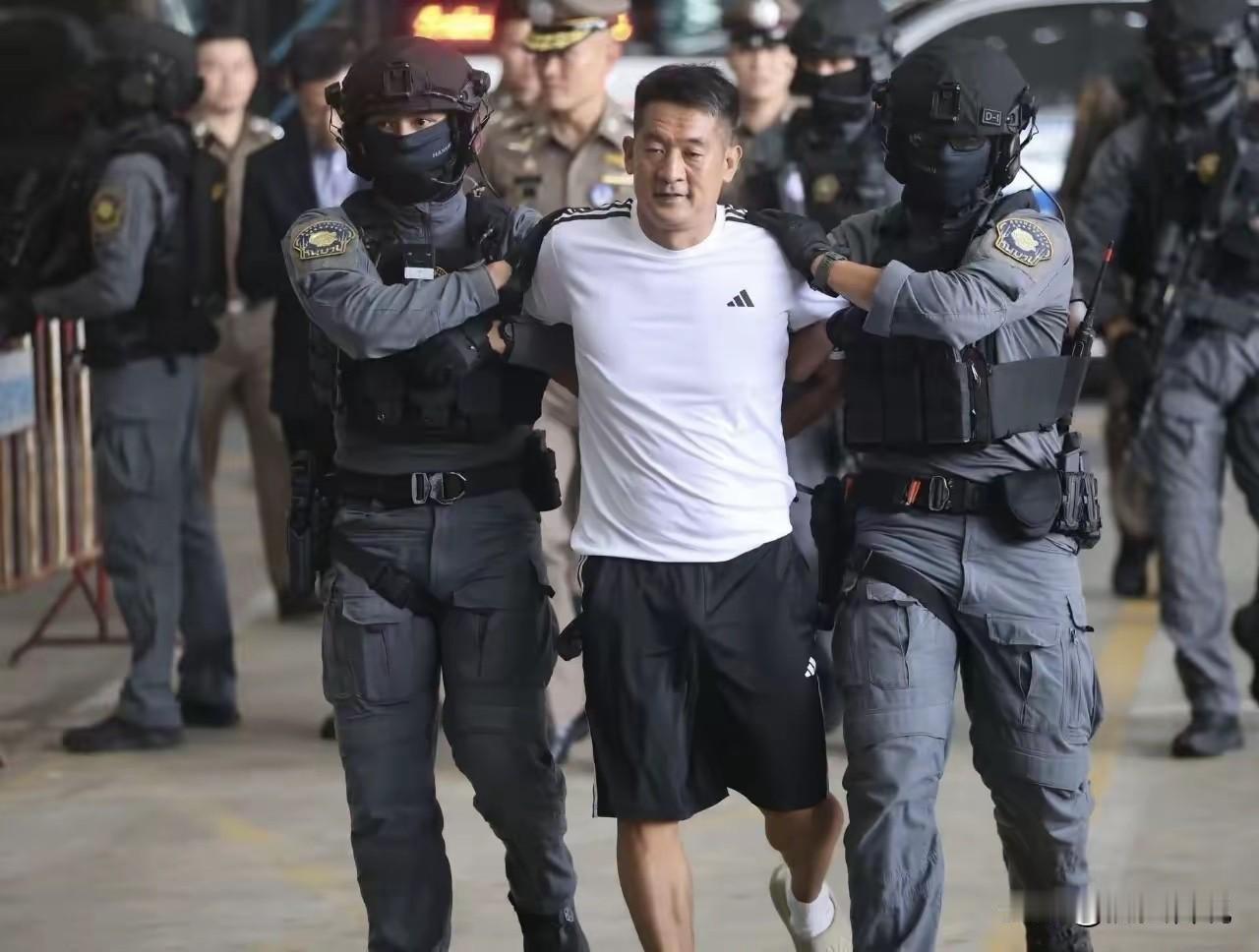 佘智江被引渡回国意义重大！他是跨国网赌和电诈犯罪集团的首犯，他是拥有柬埔寨国籍的