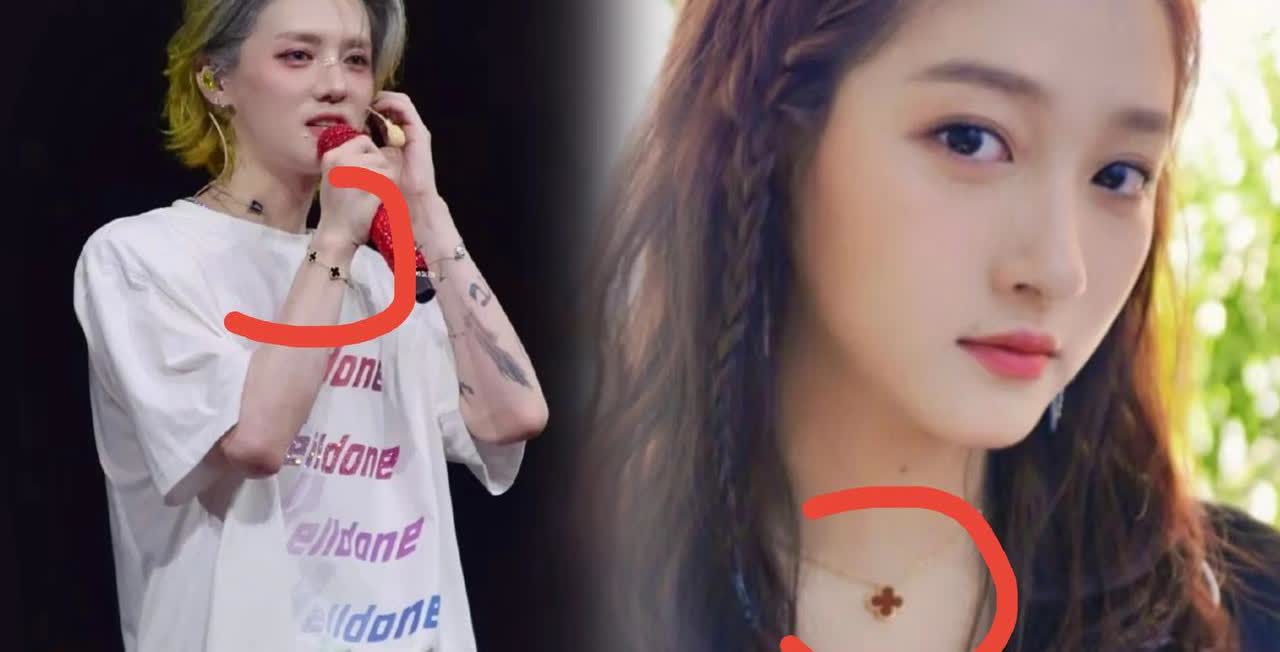 要不说这届网友的眼睛是真毒呢[赞]鹿晗关晓彤那点小心思全都扒出来了[捂脸哭]
