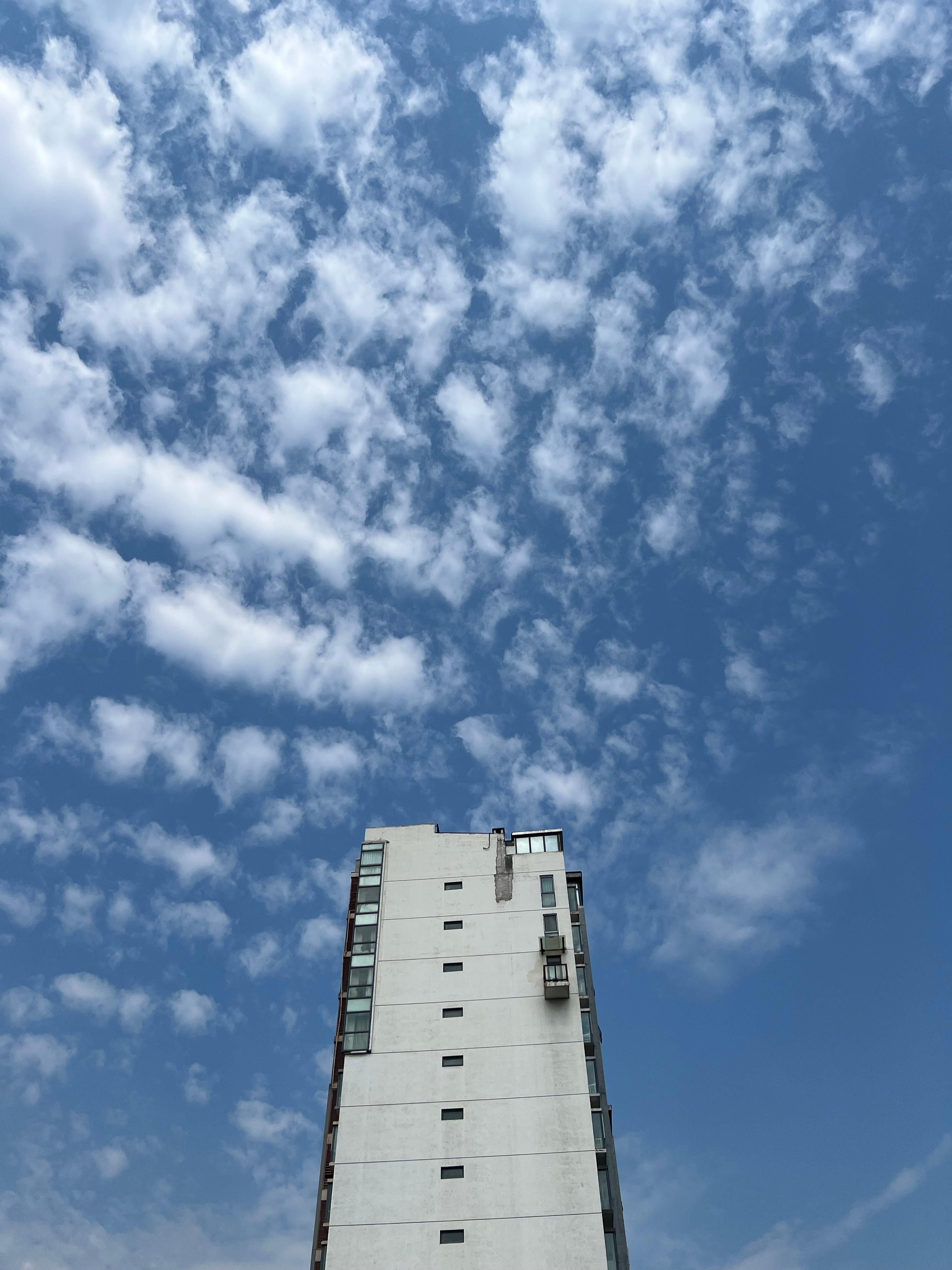 人生三样东西三样东西成就人：天时、地利、人和三样东西助成功：目标、方法、改进三样
