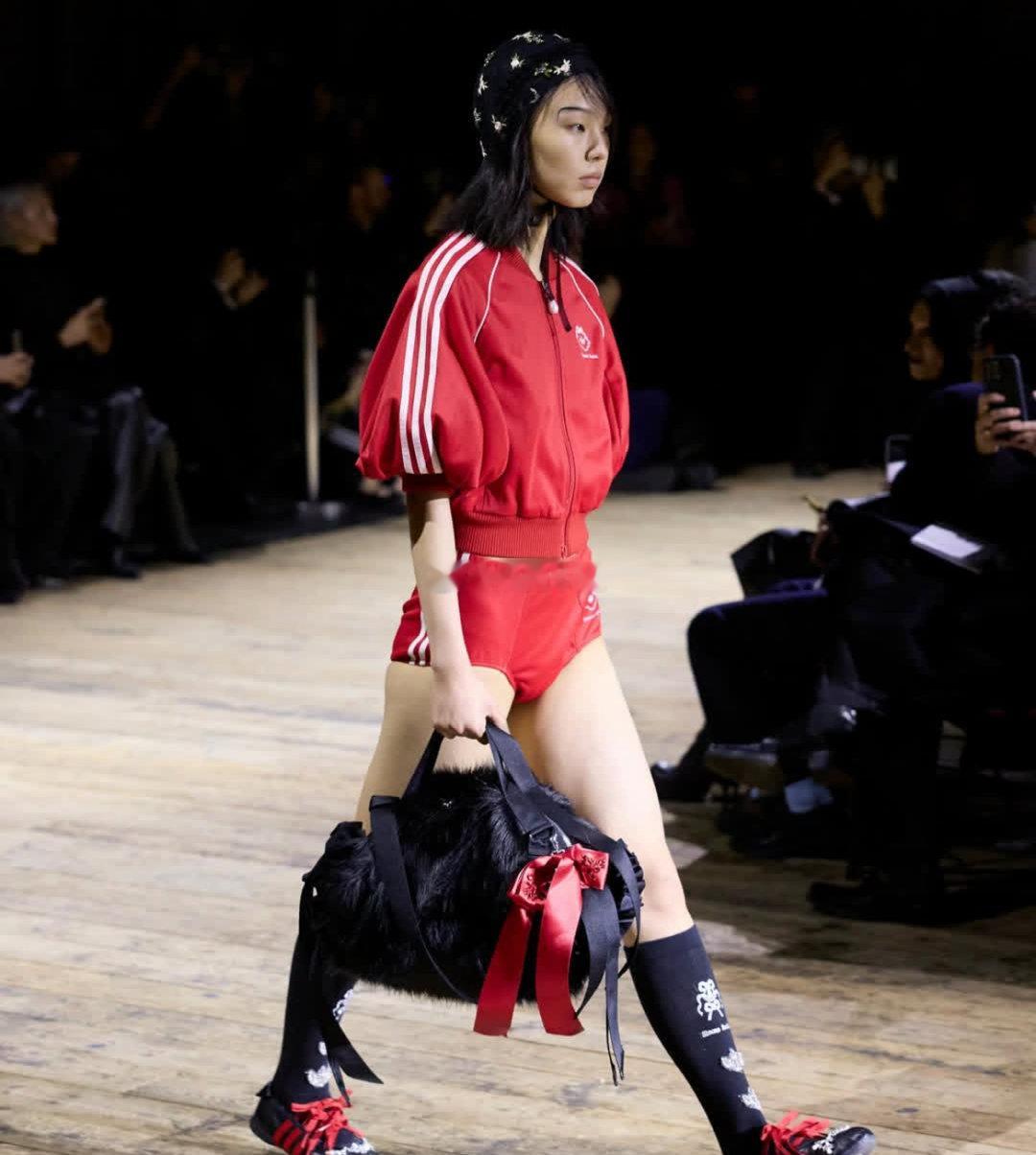 伦敦时装周｜adidasOriginalsxSimoneRocha运动