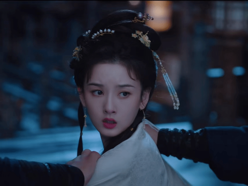 表妹万福看完《表妹万福》预告,忍不住好奇甄嘉芙的宿命线,必须承认,雪中场景的诗