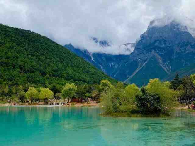 人间仙境，丽江蓝月谷！