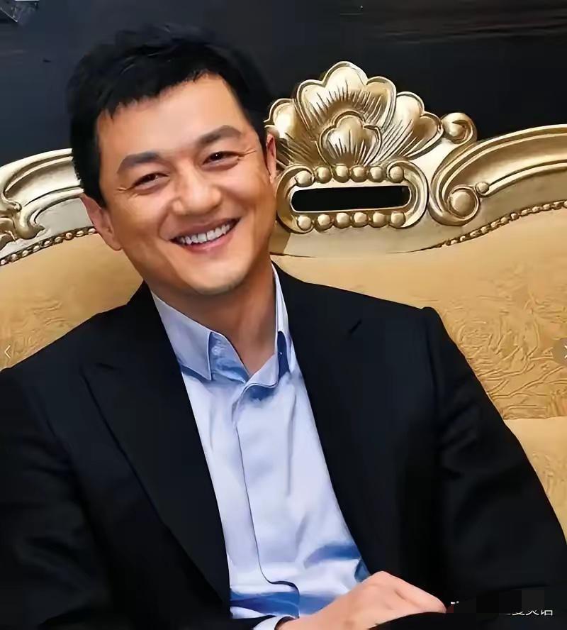 李亚鹏，太激动了！2月15日深夜，他忍不住晒出视频，对着镜头满脸骄傲地喊：牛不