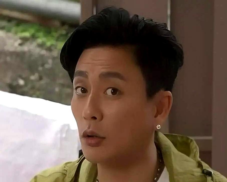 走得也要无所牵挂45岁，过亿身家，黄宗泽把自己的后事安排得明明白白：终身不婚