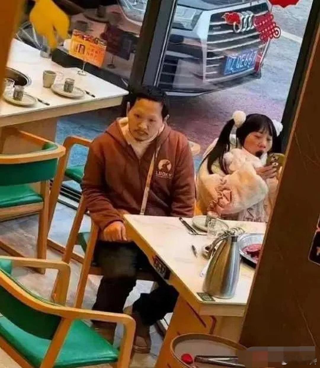 第一张，感觉是白菜被猪拱了，看完第二张，顿时没有羡慕了认真的吗。