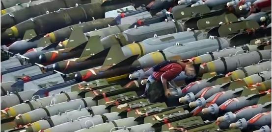 俄罗斯那位专家放话的时候，估计自己都没想到会传得这么快：“5000枚只是起步，中