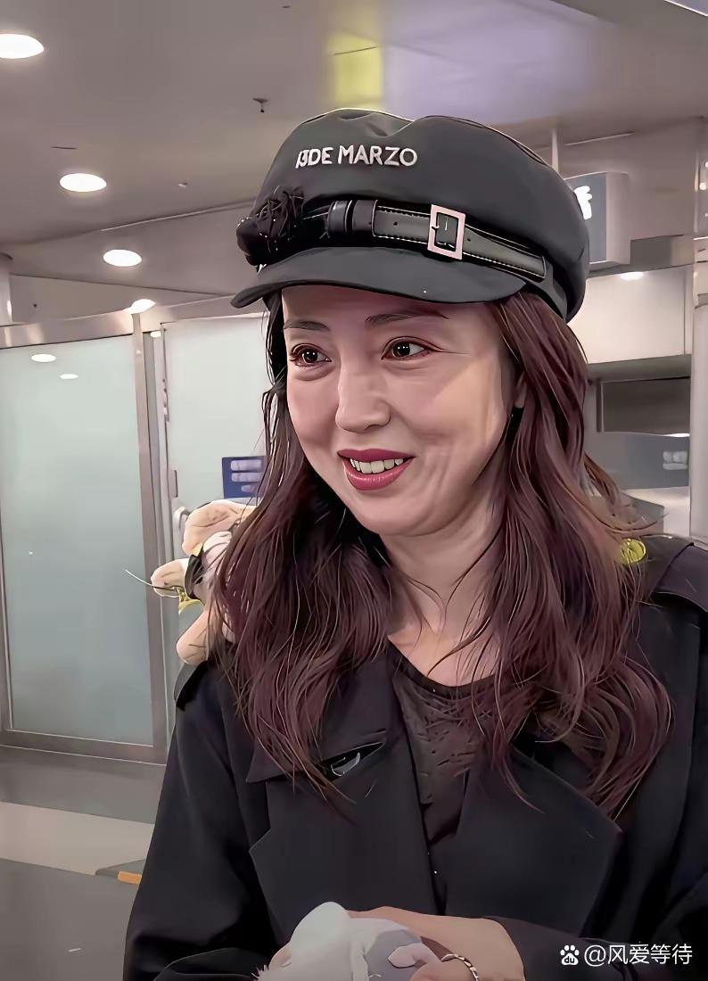 妈呀，这是谁这么缺德啊！把人拍成这副模样，还好意思发出来，你跟人家得有多大仇啊！