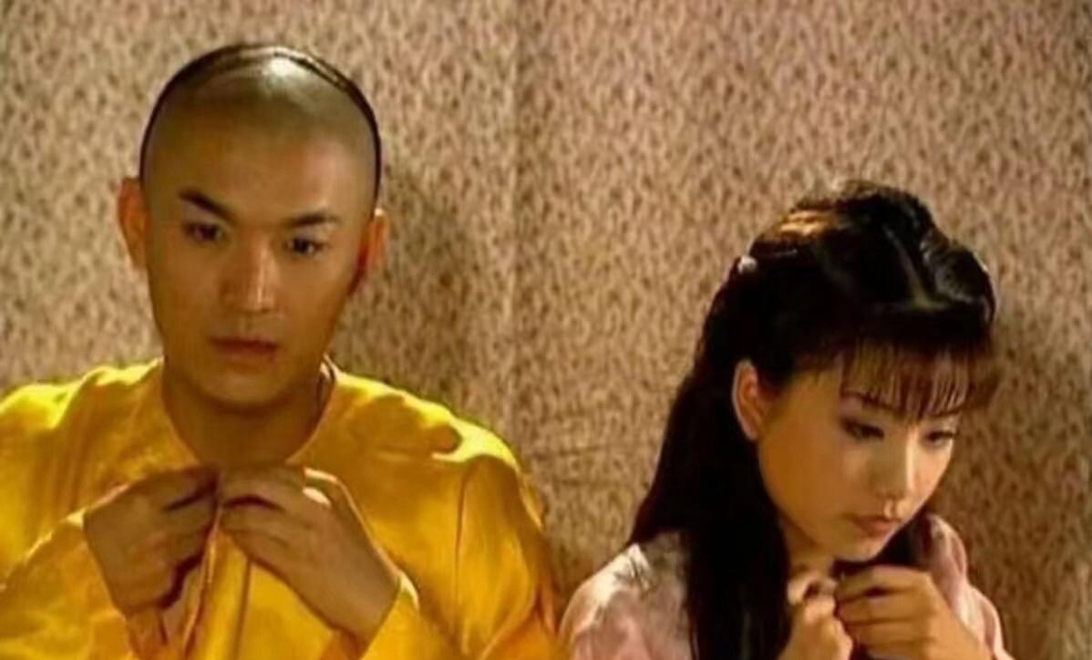 1710年，雍正随康熙围猎，因喝了公鹿血燥热难耐，随从找来李姓宫女供他泄火，事后