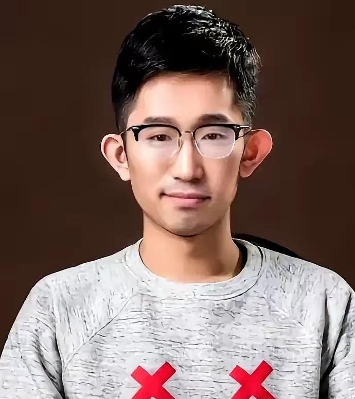 堪称最离谱的枕边翻车现场！逻辑缜密、思辨过人的清华高智商学霸杨奇函，被女友趁他夜