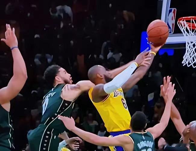 黑暗时刻！贝弗利回忆詹姆斯被塔图姆打手但是没吹：“那是我职业生涯，经历过最黑