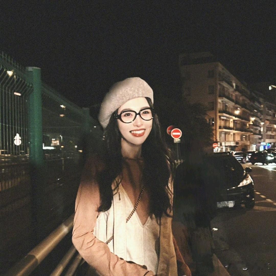 王家卫骂唐嫣“装”?录音爆出来更离谱,这事儿藏着大乌龙!《繁花》剧组又炸出