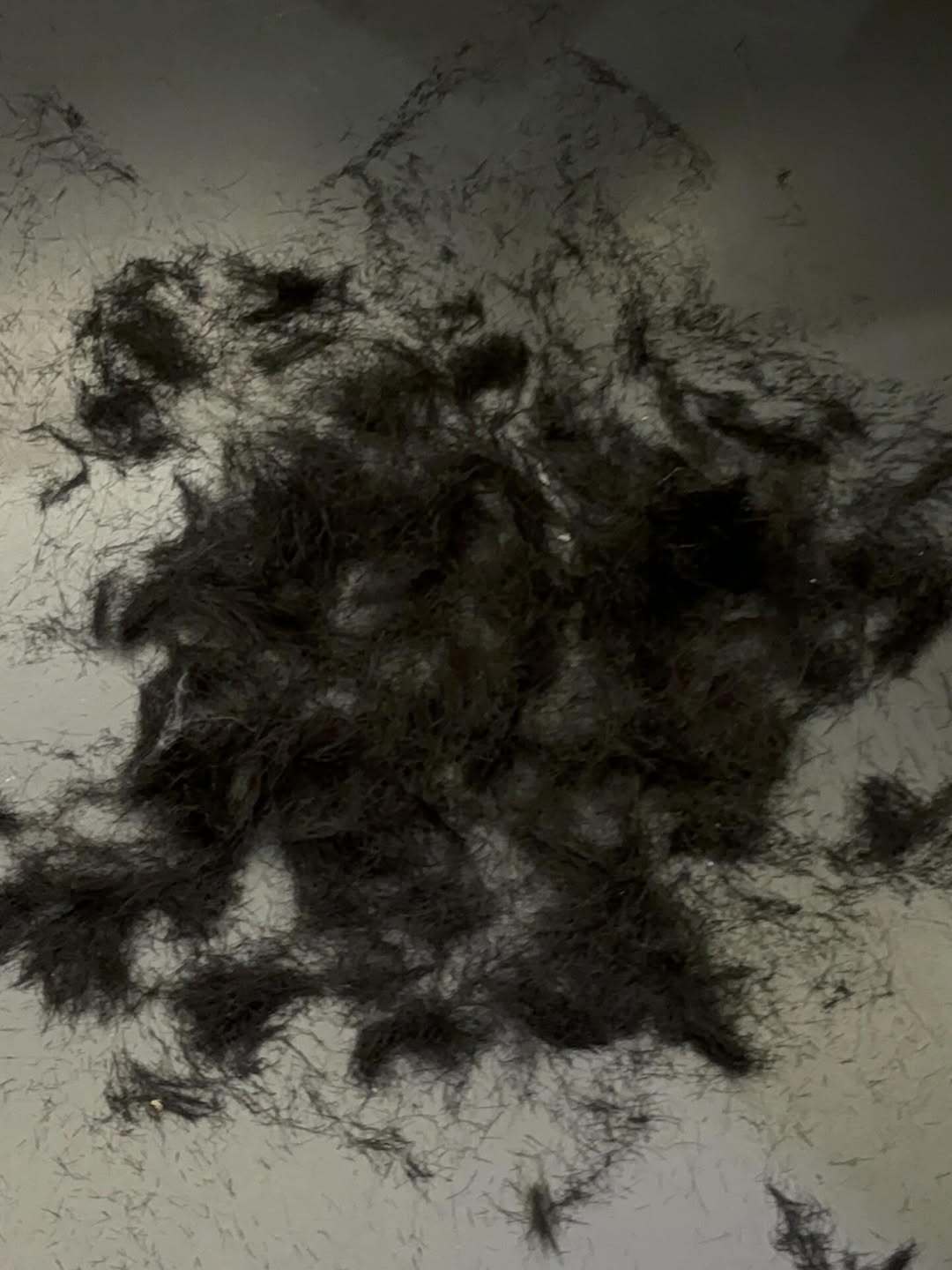 ohno剪头发了，这下真对车银优入伍有实感了😖不要带走这个欧巴……不要带走
