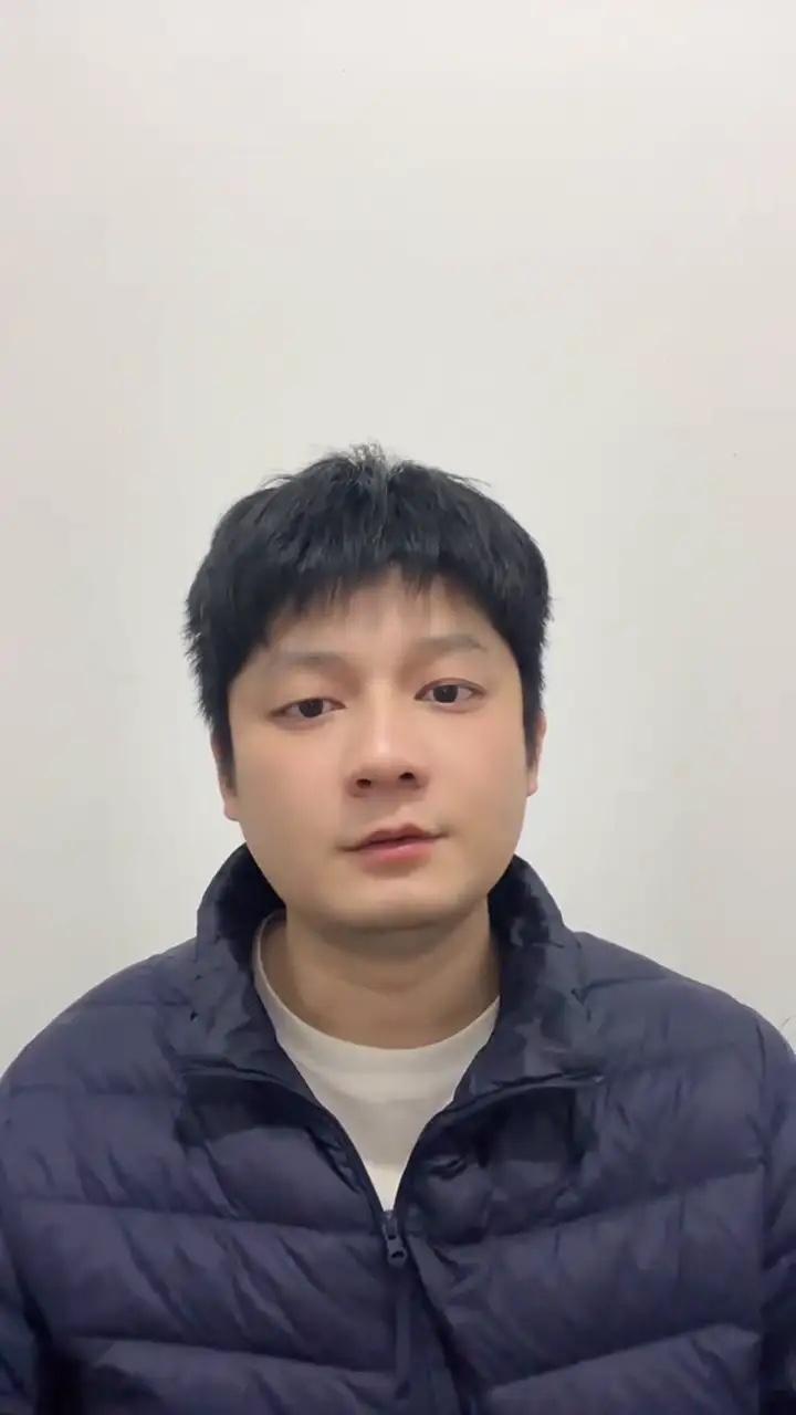 2026年薅羊毛第一人出现了，网友们纷纷吵着要退社保买比亚迪。一男子买了一辆比亚