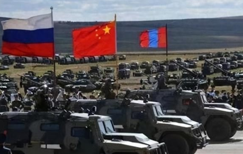 俄罗斯发出警告：战争爆发中国将被围攻，不过对中国最危险的不止战争。大家最近可能刷
