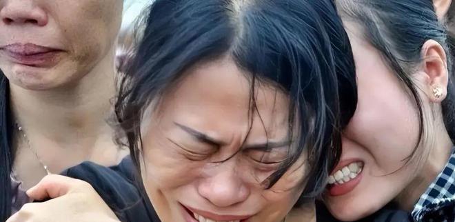 🌞“你死了，就没人欺负我了”2014年6月，河北正在坐月子的刘彩凤突然失控