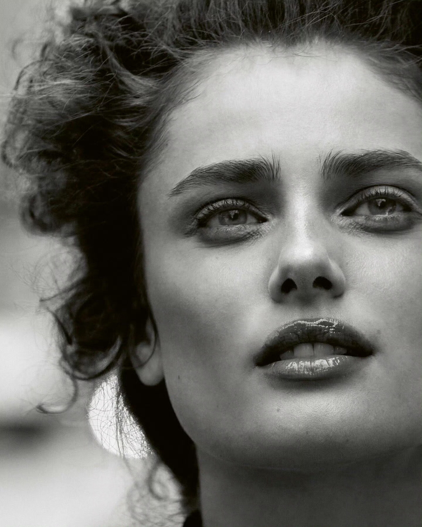 TaylorHillVogueCzechoslovakia摄影：Jesu