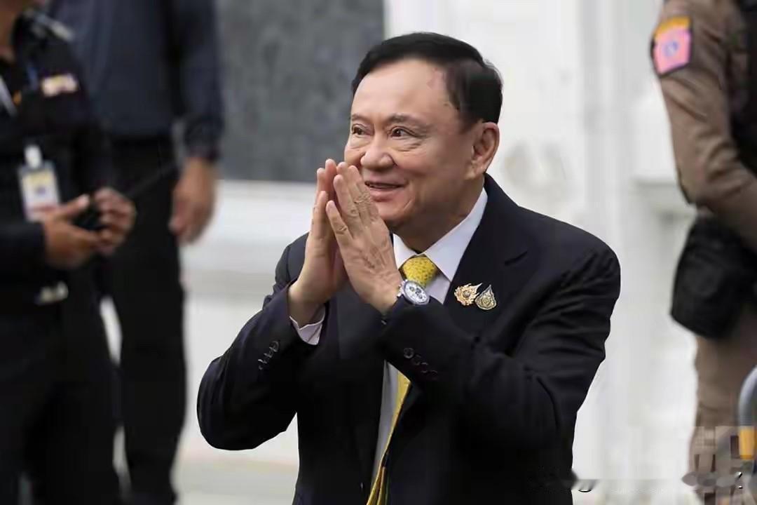 他信特赦后筹划远赴迪拜随着泰国王室特赦落地，此前处于假释管束的他信顺利解除剩余