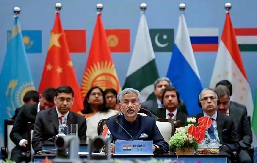 印度真是开始使用下三滥手段，在尼赫鲁大学《印度外交政策》课堂上，教授竟然强调在国