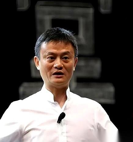 承认吧。现在哪怕你卡里只有三五万存款，只要你死活不碰理财、不搞投资，老老实实