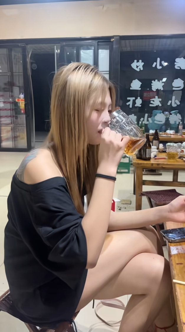 满背女神,一般人拿不住！