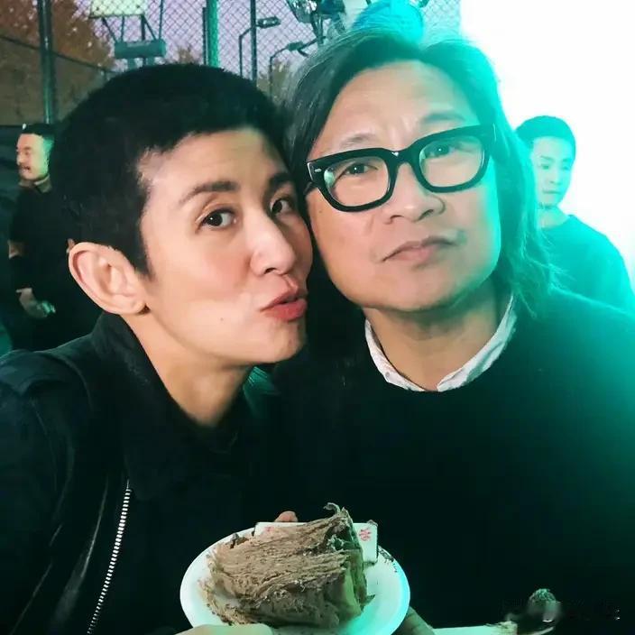 你们发现没？凡是跟善意沾边的事一个个都有好结果。今天中午陈可辛开车在香