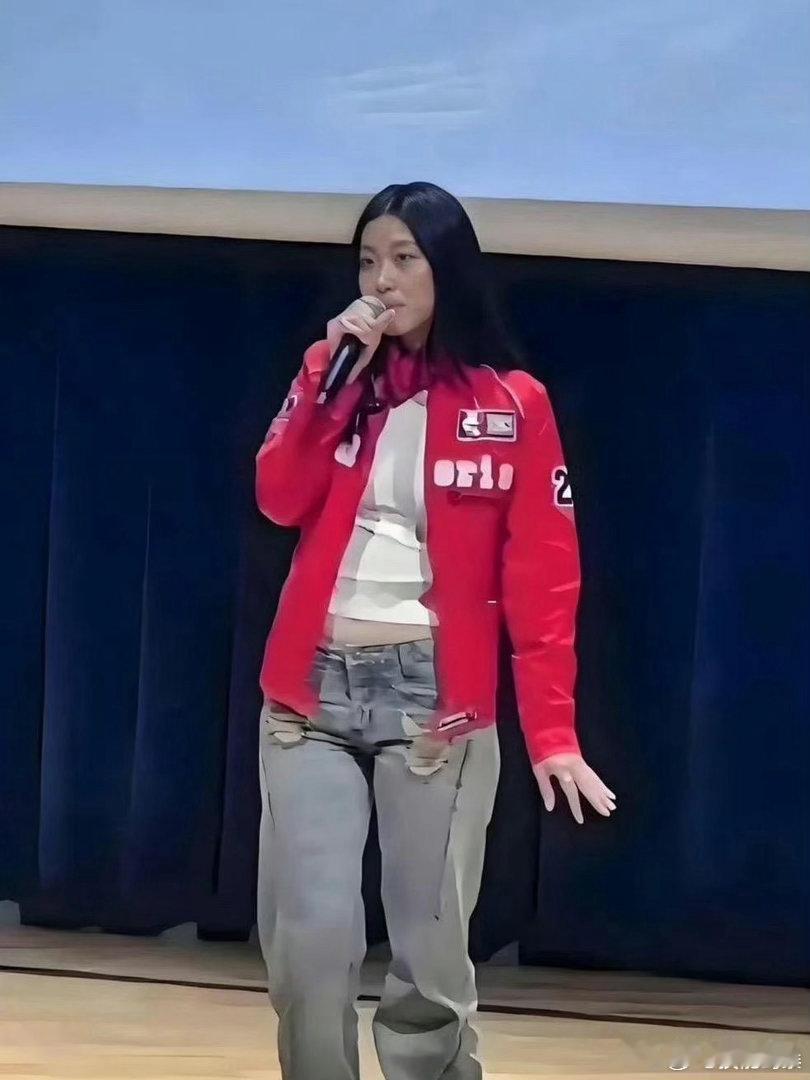 陈奕迅的女儿出道了，有一种"刘亦菲"的感觉。