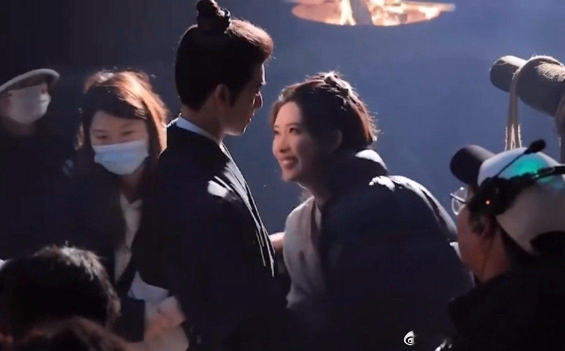 李昀锐孟子义分不清是戏里还是戏外两人合作的古装剧《尚公主》路透及互动，他们因