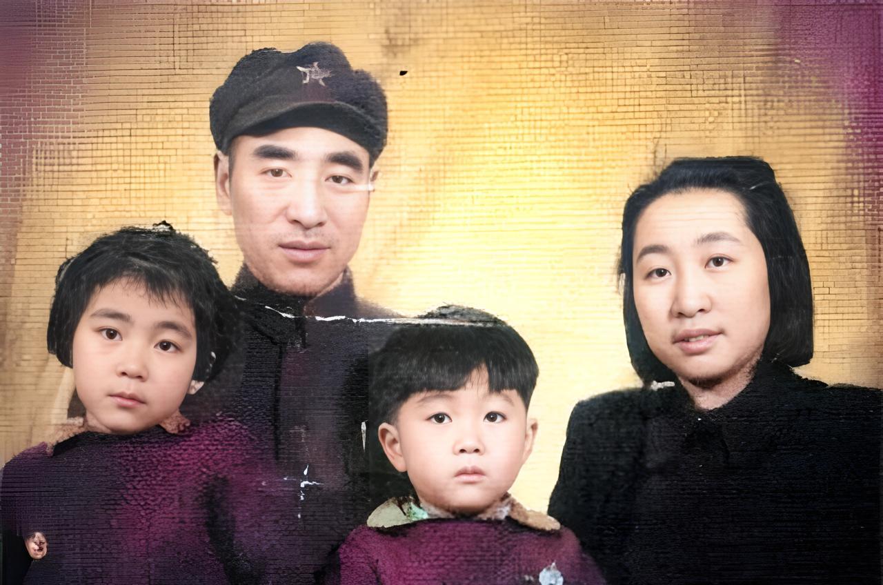 这是颜值很高的一家四口，也曾是和睦的一家人。如果，一家人能低调的生活，定能享受富