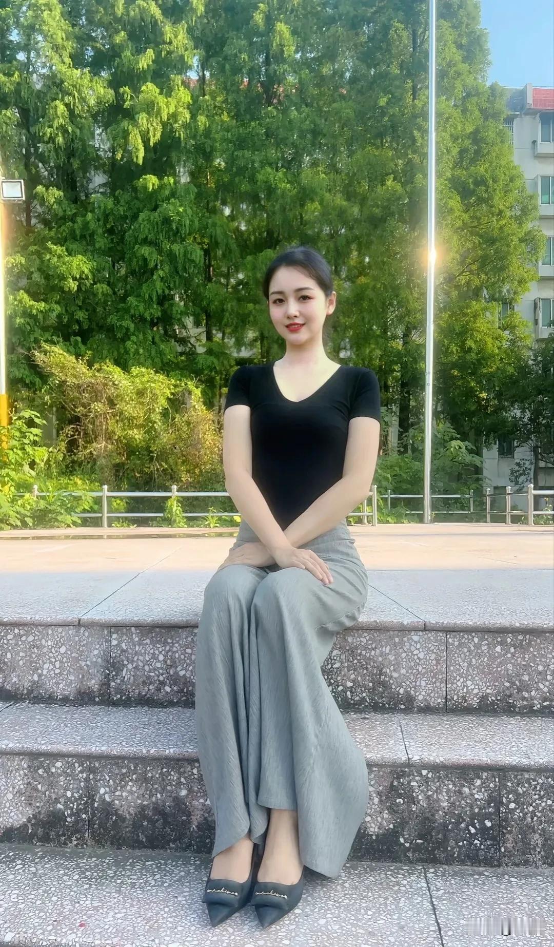 清新脱俗的女孩子是什么样子的呀自己觉得好就好