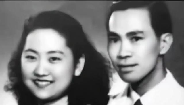 1948年冬天，汉口陆军医院17号病房，护士陈愉被六个人拖进13号房。不是偶然撞