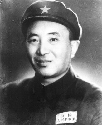 罗瑞卿拒当公安部长，毛主席亲自问：你是不是对这个职务不满意？1949年，毛主席将