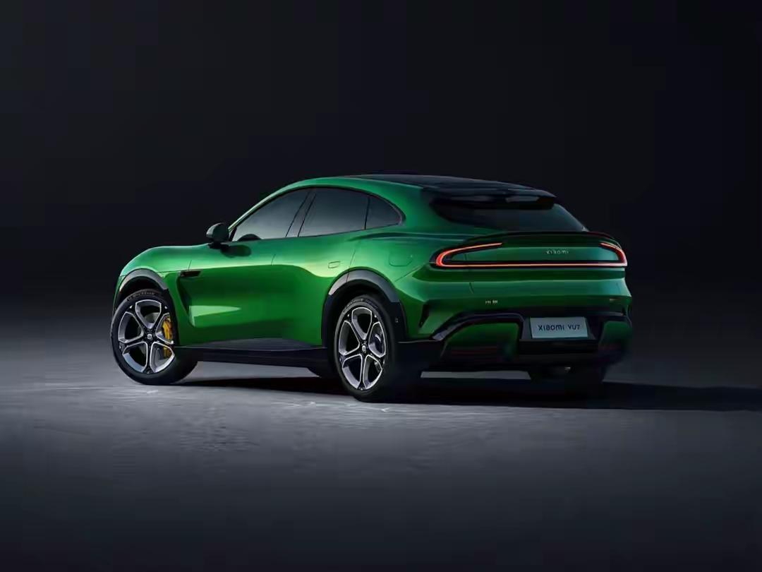 听我一句劝，要买车的话最好憋着，等到明年下半年再买。因为今年或者说是前两年生产