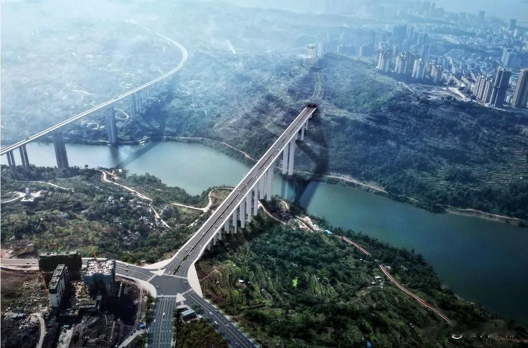 丰都龙河三桥建设迎来关键节点作为市级重点工程，丰都横五路片区环境综合治理工程核
