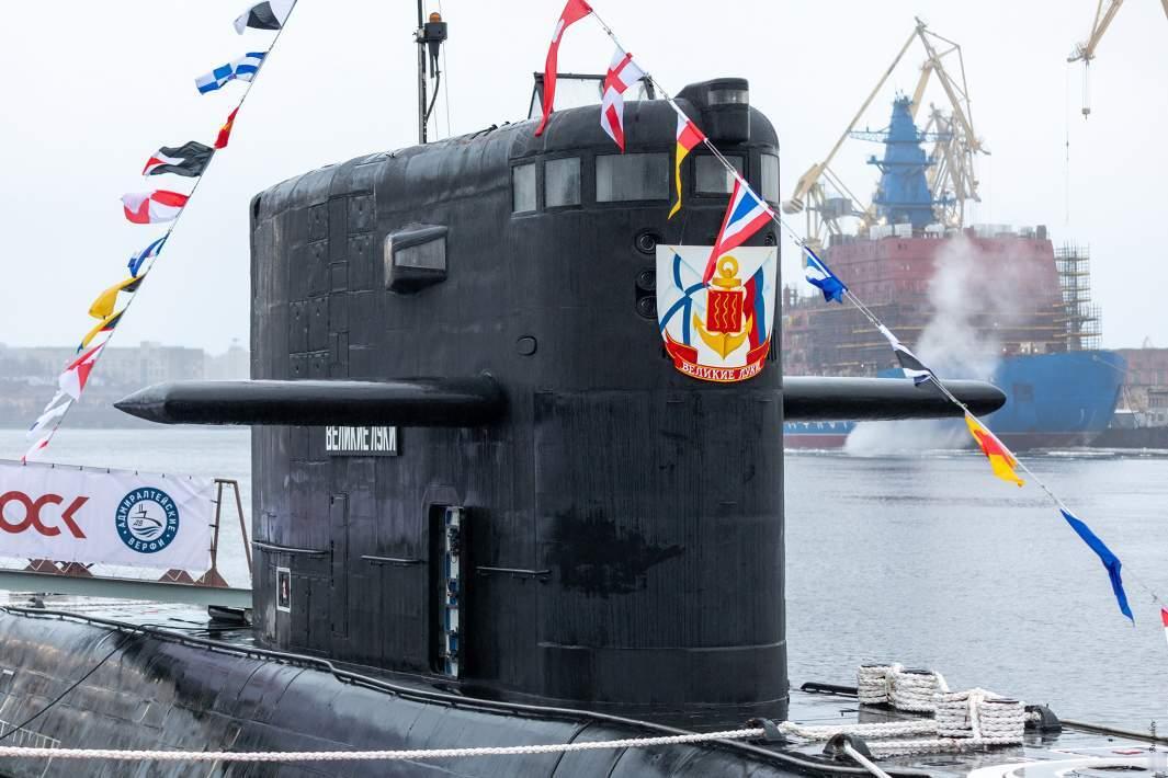 水下战力激活："大卢基"号潜艇将在波罗的海承担哪些任务？2025年12月16日