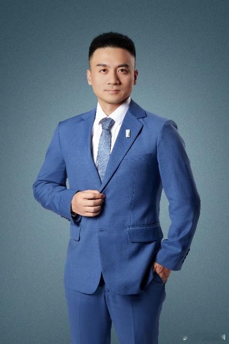 长安汽车高层调整！80后王辉出任阿维塔董事长！9月19日，阿维塔科技宣布，王辉出