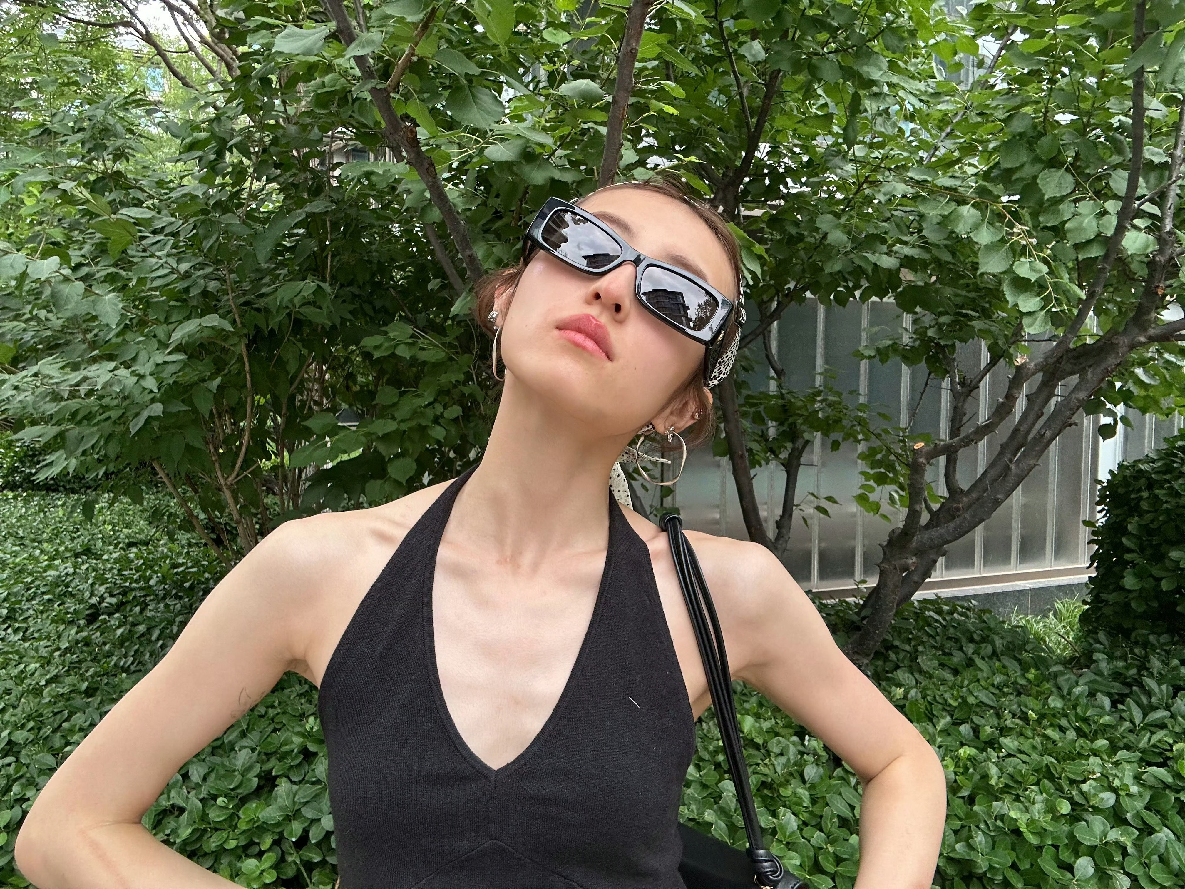 张子枫瘦成这样了我勒个子枫妹妹怎么瘦成排骨了上镜都这么瘦现实生活中得多瘦啊！妹